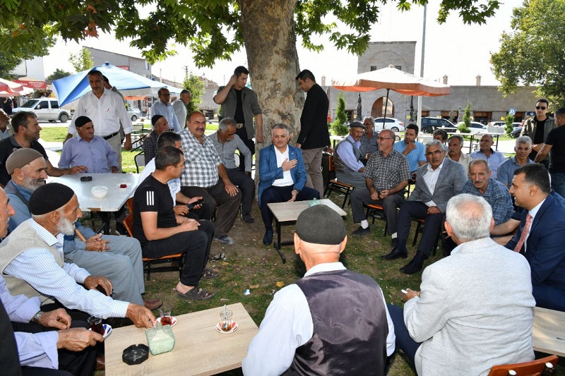 Malatya Valisi Yazıcı Battalgazi'de Sorun Dinledi