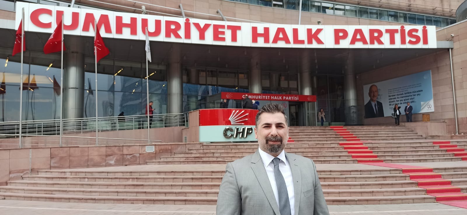 Op. Dr. Özgen AYDINCAK Kayseri'den Aday Adayı Oldu