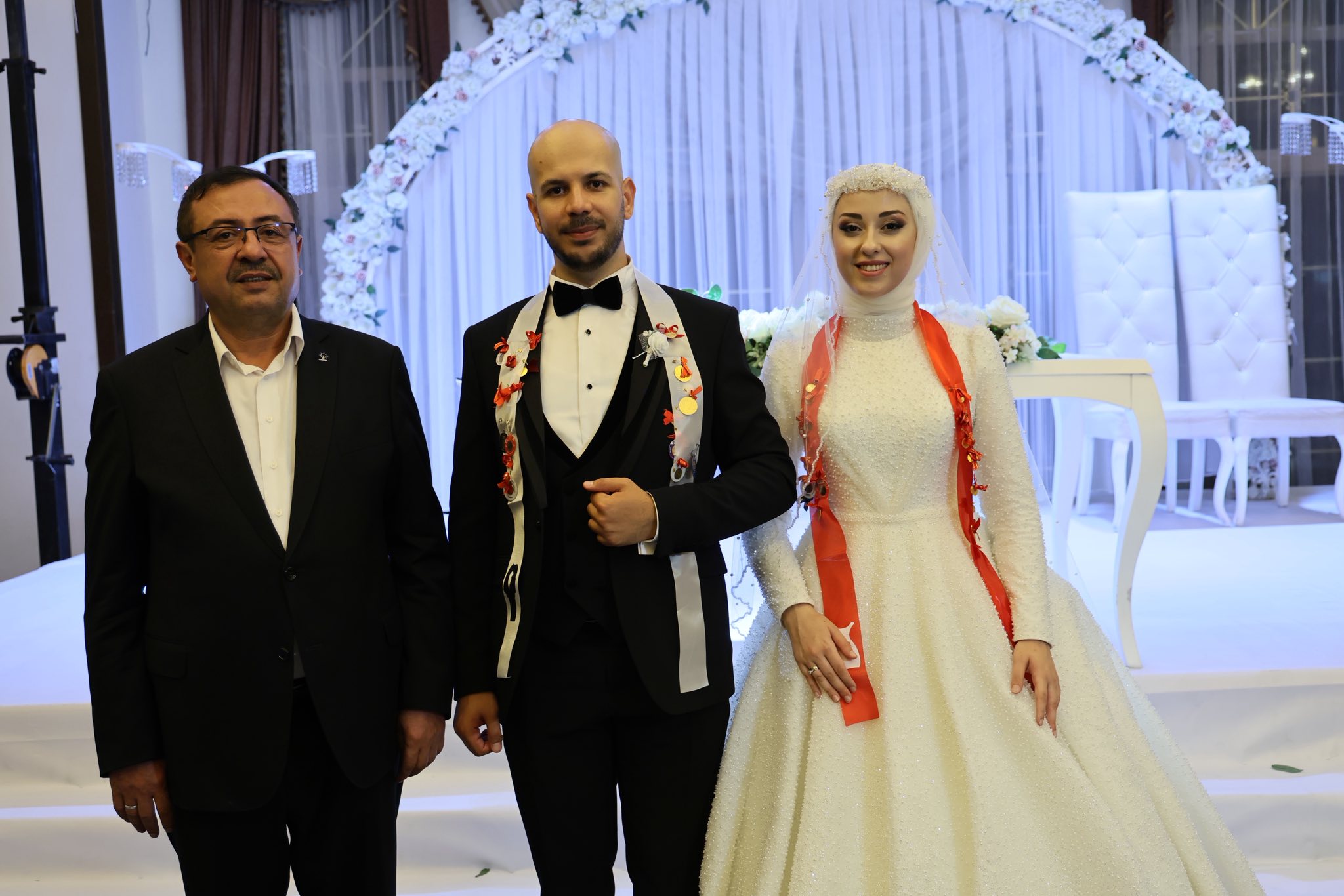 Prof.Dr. İbrahin Gezer'in Oğlu Dünya Evine Girdi