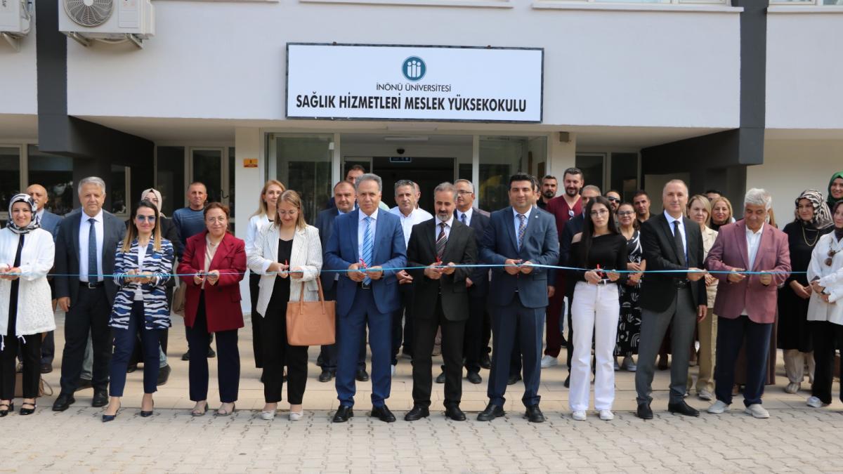 Sağlık Meslek Yüksek Okulu Yeni Hizmet Binası Açıldı