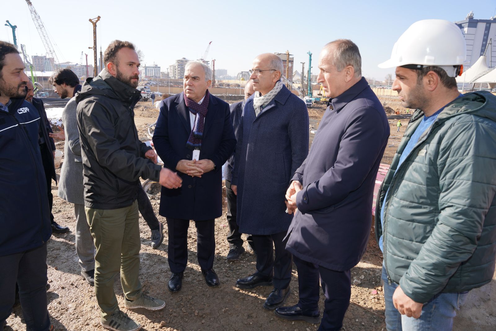 TOKİ Başkanı Bulut ve Fatih Belediye Başkanı Turan Sami Er için Geldi