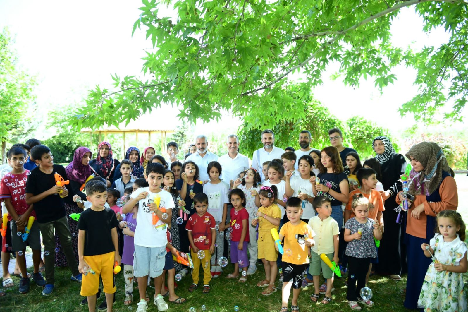 Topsöğüt'lü Çocukların Toplu Traş Keyfi