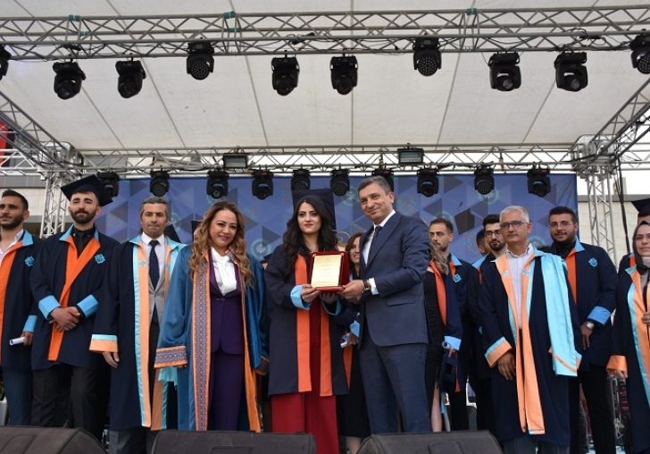 Turgut Özal'da Mezuniyet Töreni Gerçekleşti