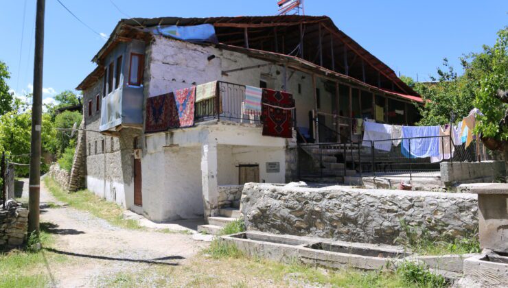 Türkiye’nin en eski cemevi 800 Yaşında