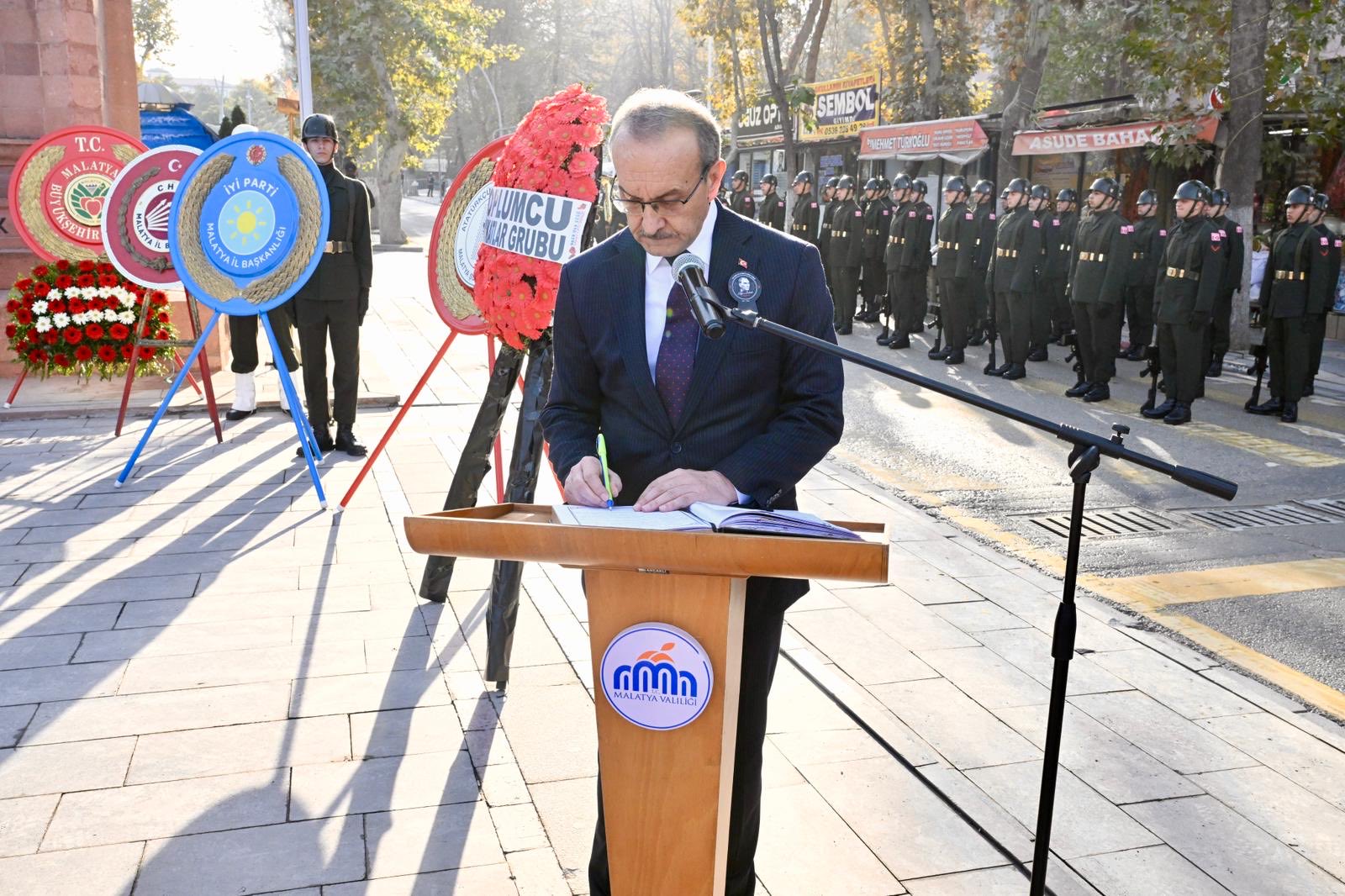 Ulu Önder Atatürk Malatya'da Törenle Anıldı