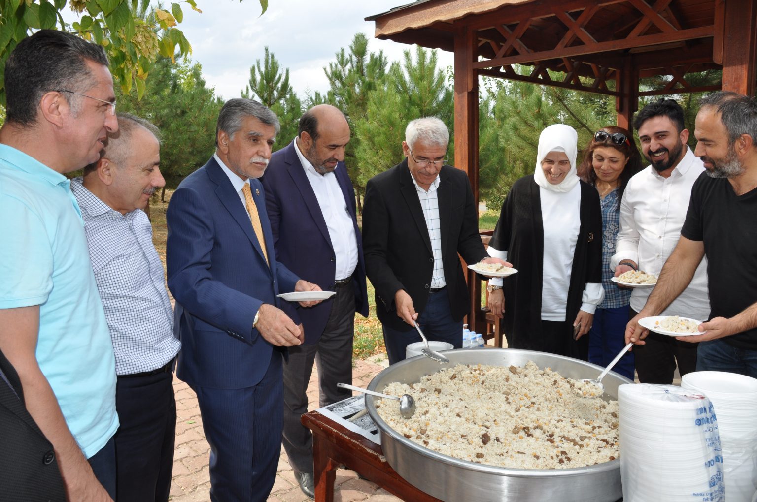 Üniversite Mahallesi Pilav Şenliğinde Biraraya Geldi