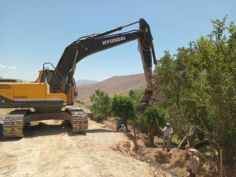 Üzümlü Mahallesine İstinat Duvarı Yapılıyor