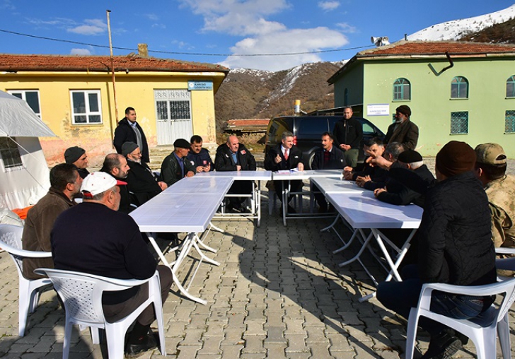 Vali Aydın Baruş 3 mahalleyi ziyaret etti