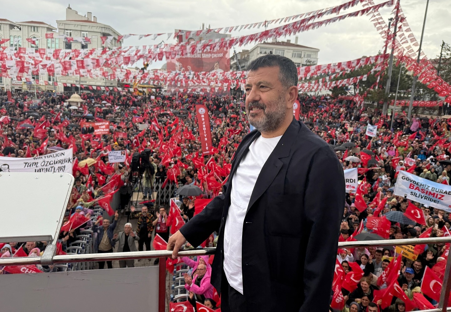 Veli Ağbaba'dan 19 Mayıs'ta Konser Sözü