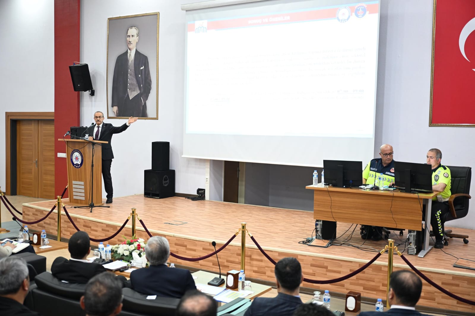 Yavuz: Beton Mikseri ve Kamyonlara Verilen Ceza Miktarını Açıkladı