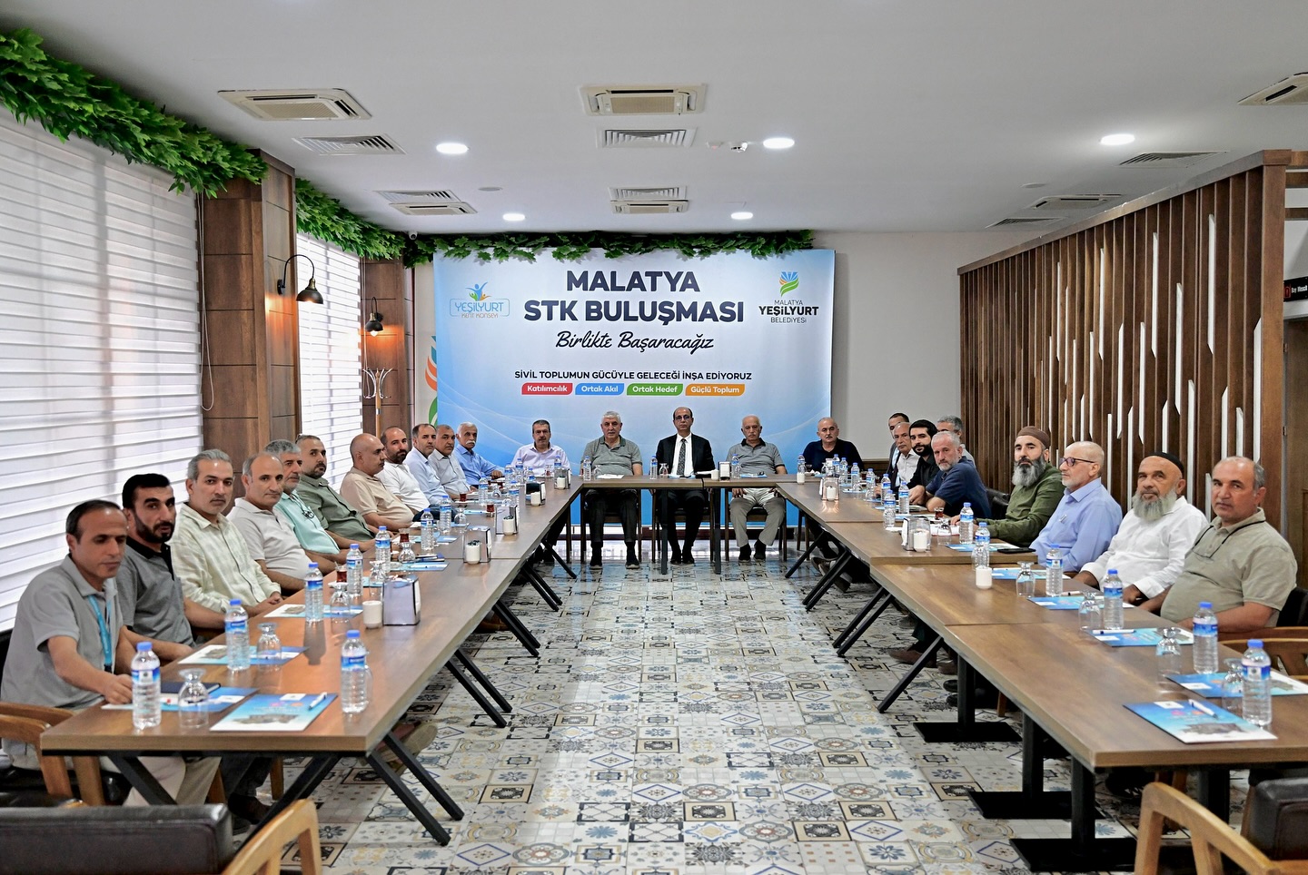 Yeşilyurt’un Bugünü ve Yarınları Tartışıldı