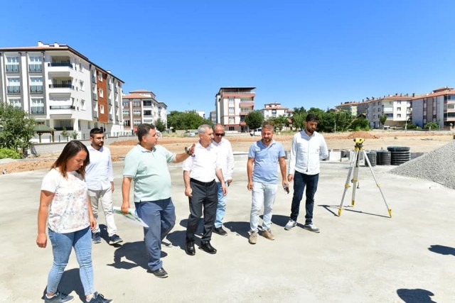 Yeşilyurt Belediyesi 227.'nci Parkı Yapıyor