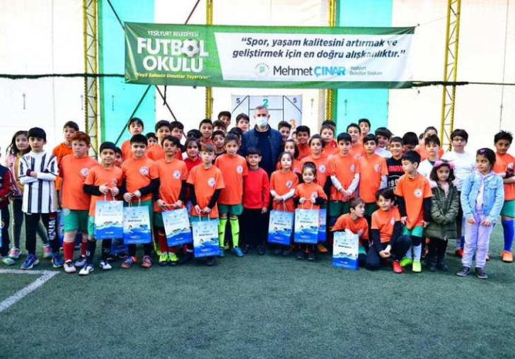 Yeşilyurt Belediyesi Futbol Okulu Genç Yıldızlar Yetiştiriyor 