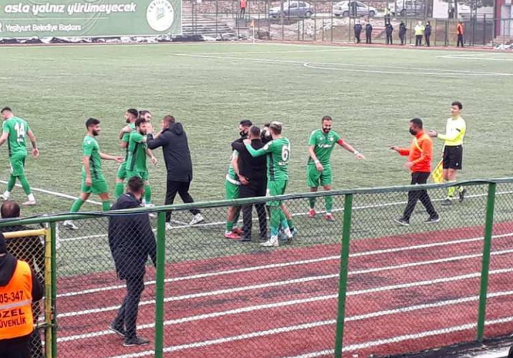 Yeşilyurt Belediyespor, Çankaya Engelini Aştı:2-0