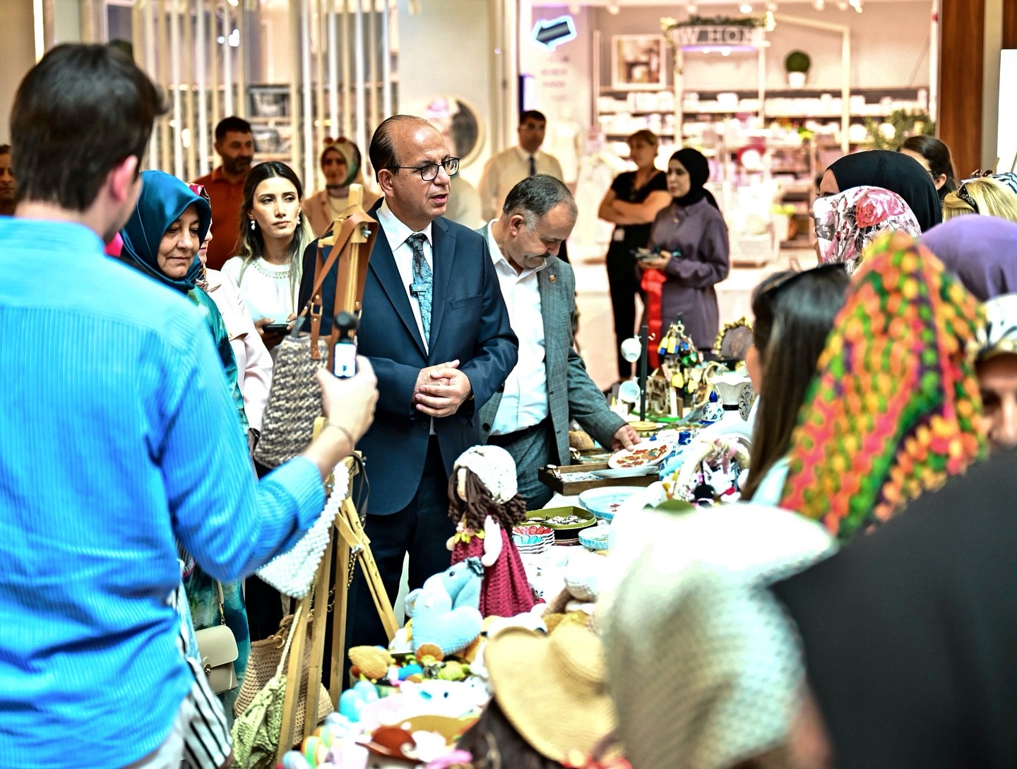 Yeşilyurt'ta Kadınların Yıl Sonu Sergisi Açıldı