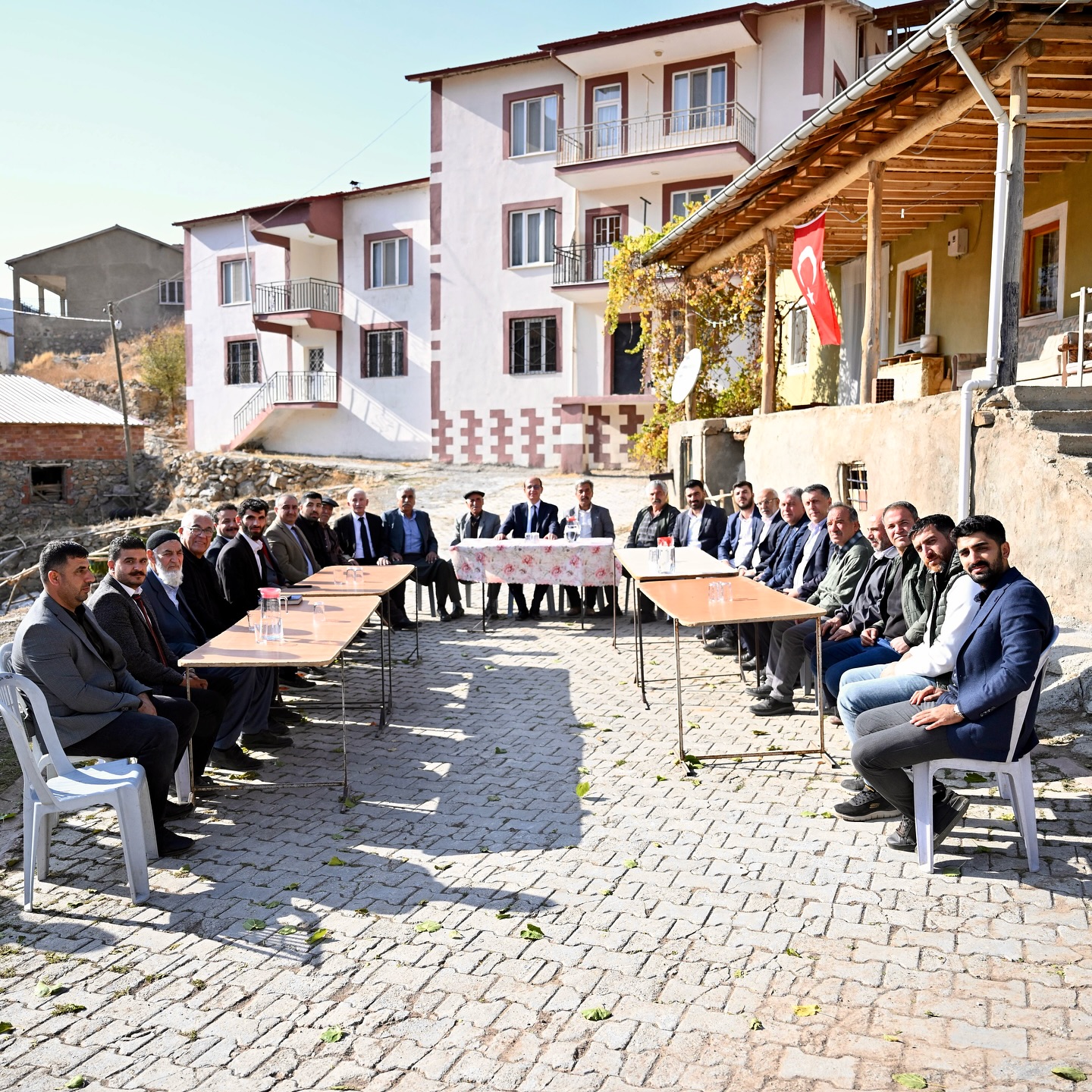 Yeşilyurt Belediyesi Porga Köylerinin Yollarını Yapıyor