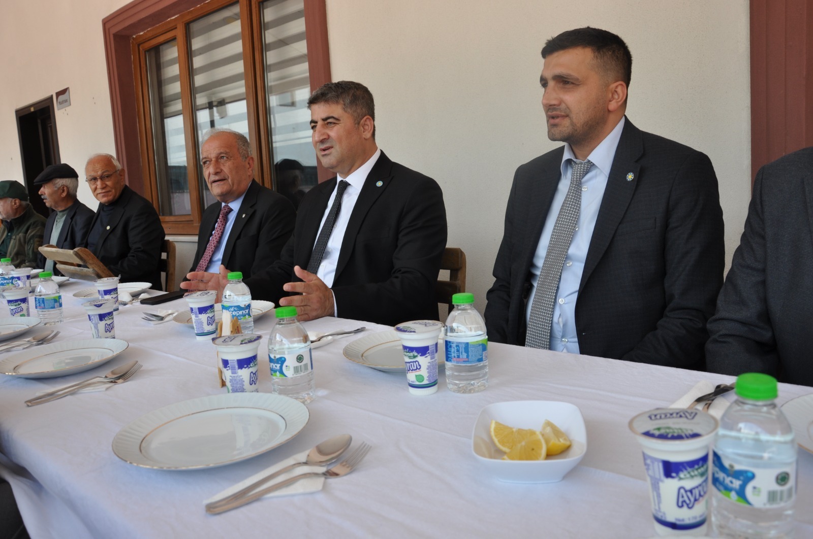 Yıldız: Demir Gidiyor Hekimhan Bakıyor