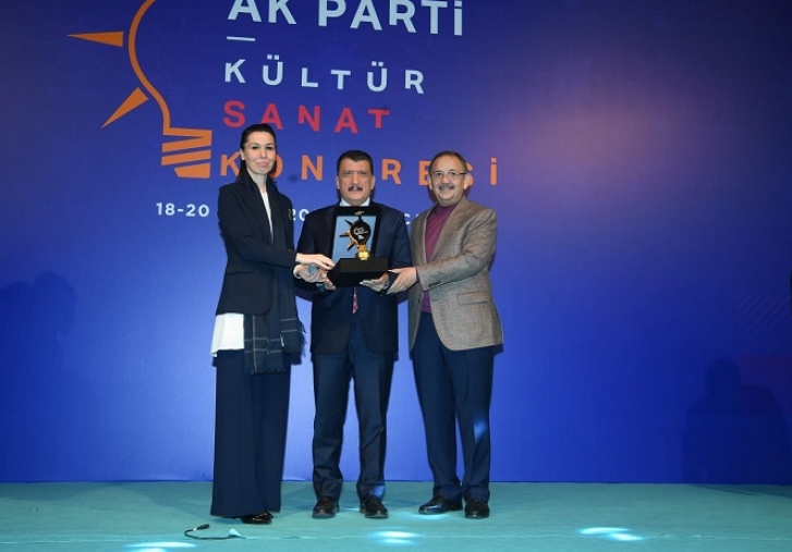 Yılın En İyi Kültür Etkinliği Ödülü Malatya Film Festivaline Verildi