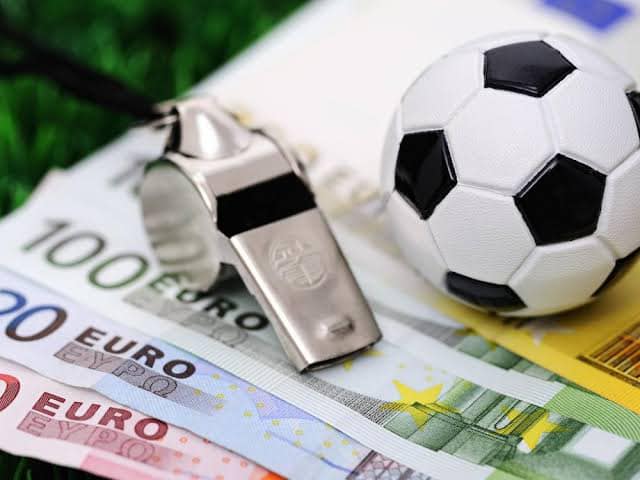 YÜKSEK GELİR VAADLİ FUTBOLCU DOLANDIRICILIĞINDAN FUTBOL SEKTÖRÜNE BAKIŞ