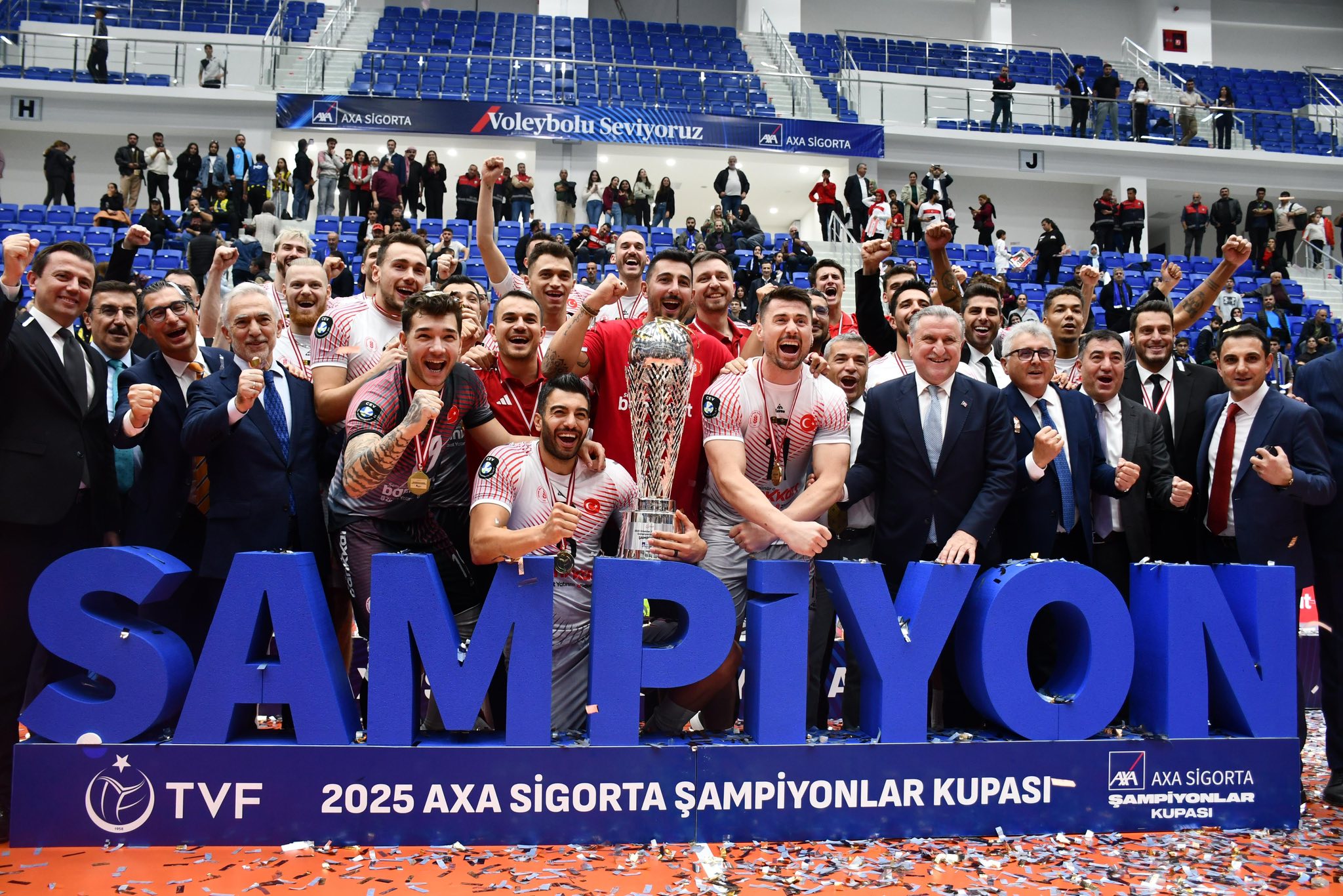 Ziraat Bankkart, Malatya’da 5. Şampiyonlar Kupası’nı kazandı